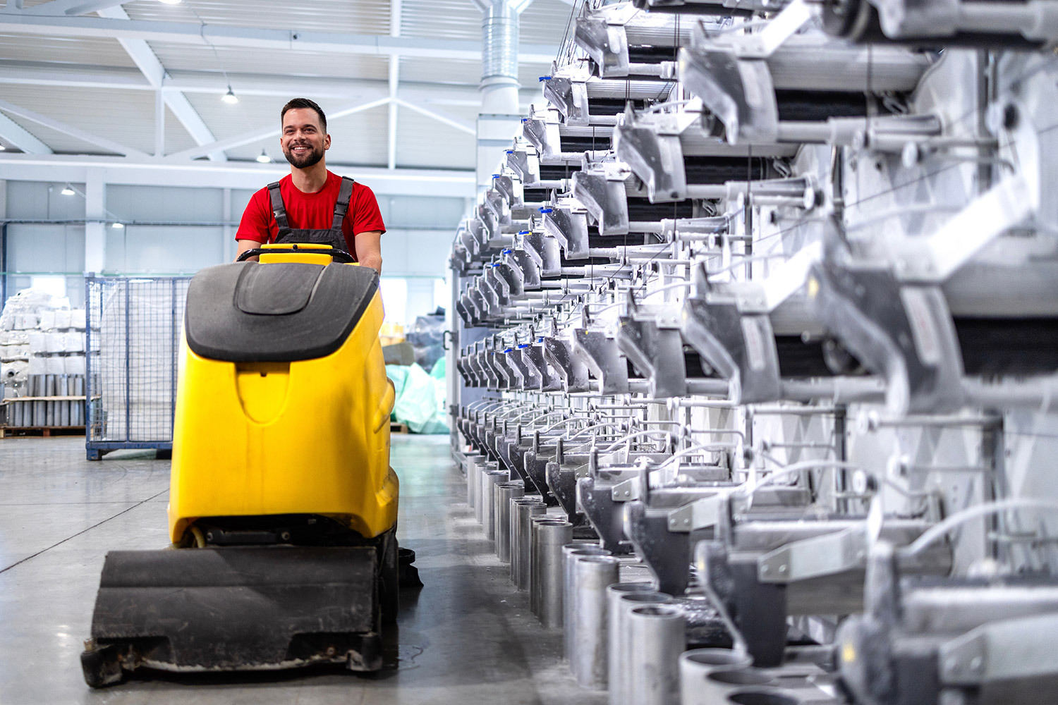 Industrial Scrubber Machines: Essential Tools for Efficient Industrial Cleaning